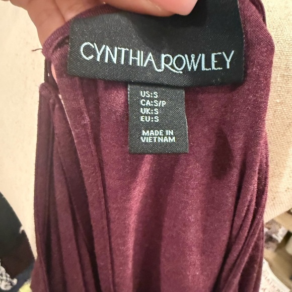 CYNTHIA ROWLEY | Small Burgundy Dress - Picture 4 of 4